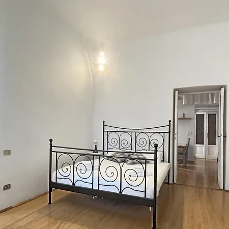 Apartment Tortona Style Milan